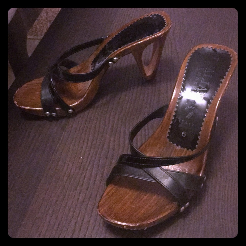 Italian Shoemakers Wooden Heeled Sandals